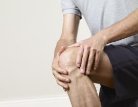 Боль в коленях при приседании