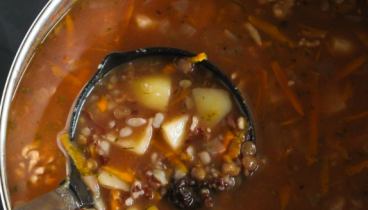 Харчо с черносливом и чече...