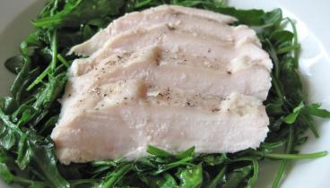 Отварная куриная грудка