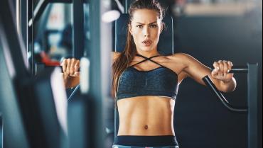 Круговая тренировка для девушек новичков в тренажерном зале